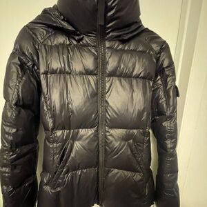 Women's Black Puffer Jacket